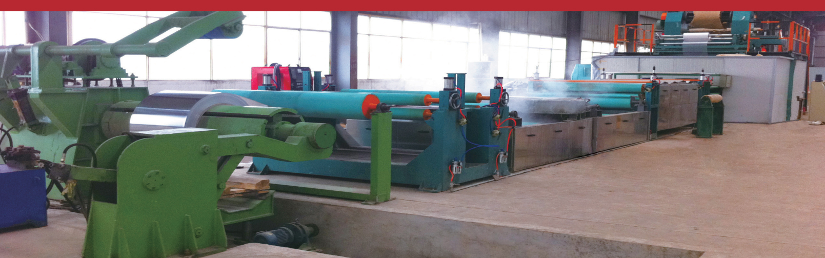 Ligne de production de panneaux composites métalliques doubles
